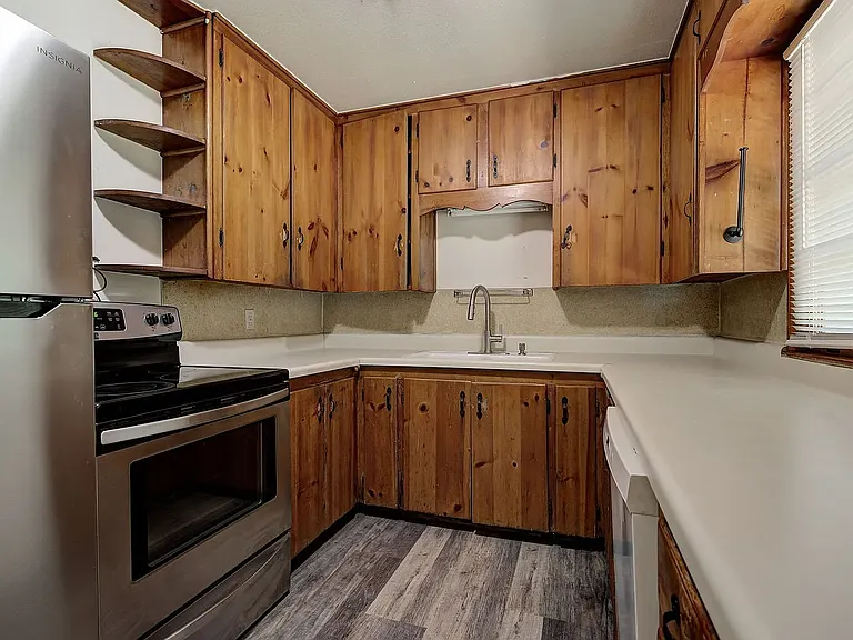 1306 McKinley Ave — Photo 18