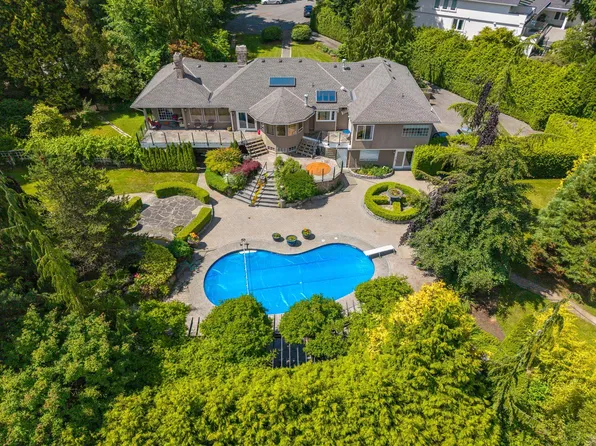 13469 27th Ave, Surrey, BC V4P 1Z1