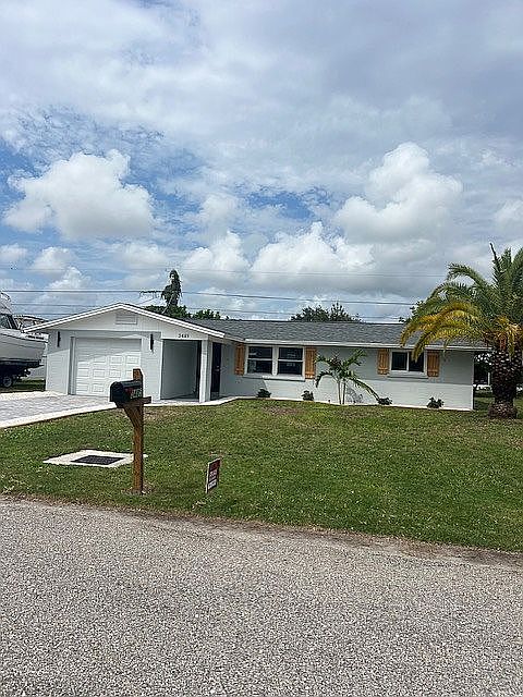 1st image of 3485 Roslyn Rd