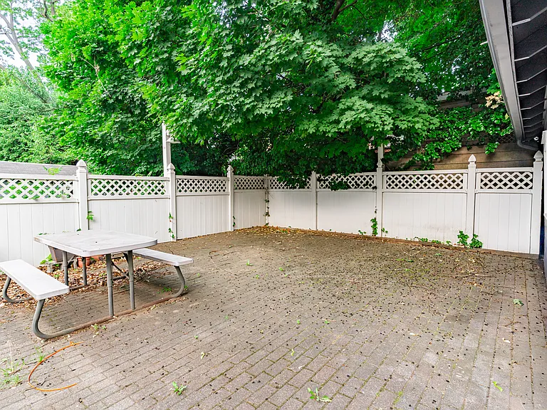 228 Duane St #1 — Photo 24