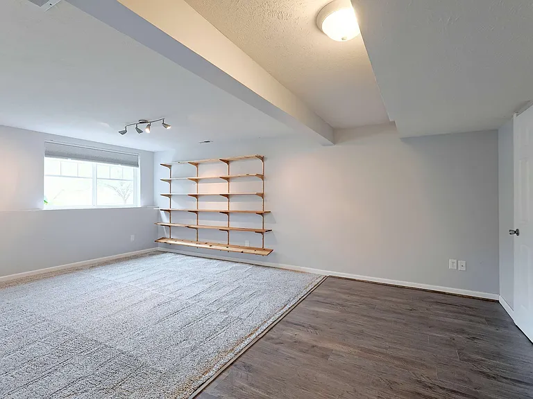 730 Norwood Dr — Photo 43