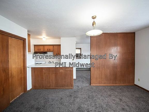 3rd image of 6134 Hillside Ave APT 9