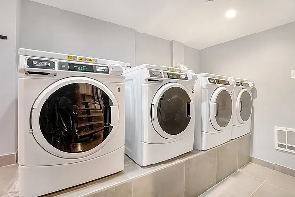 Rented by Compass | media 10