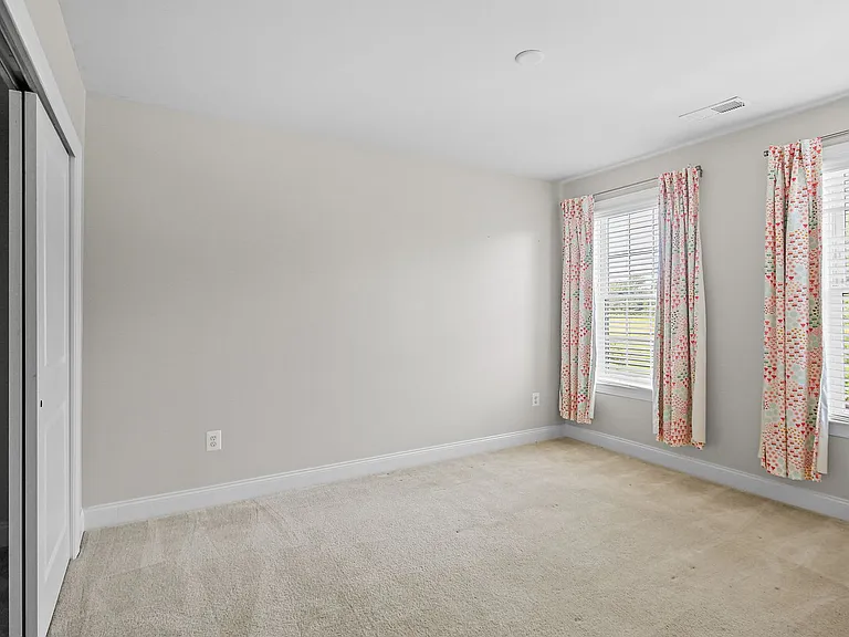 2542 Cherry Tree Rd — Photo 12