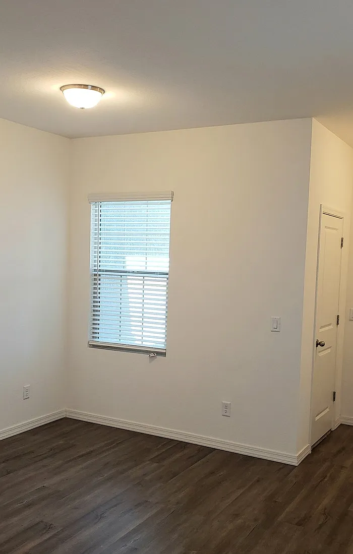 Building Photo - 2359 E Santa Ynez Dr