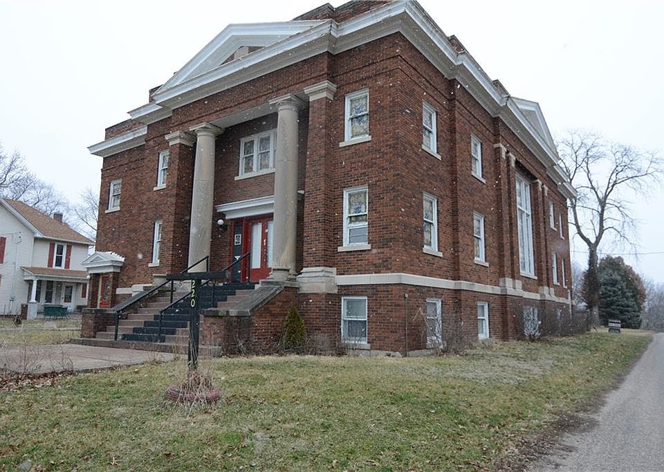 220 S Church St, Bethany, IL 61914 Zillow