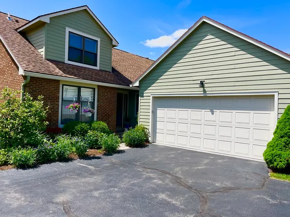 4 Island Ln, Canandaigua, NY 14424