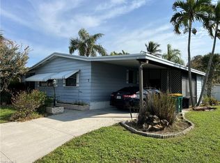 7 Oceans Blvd #7, Naples, FL 34104