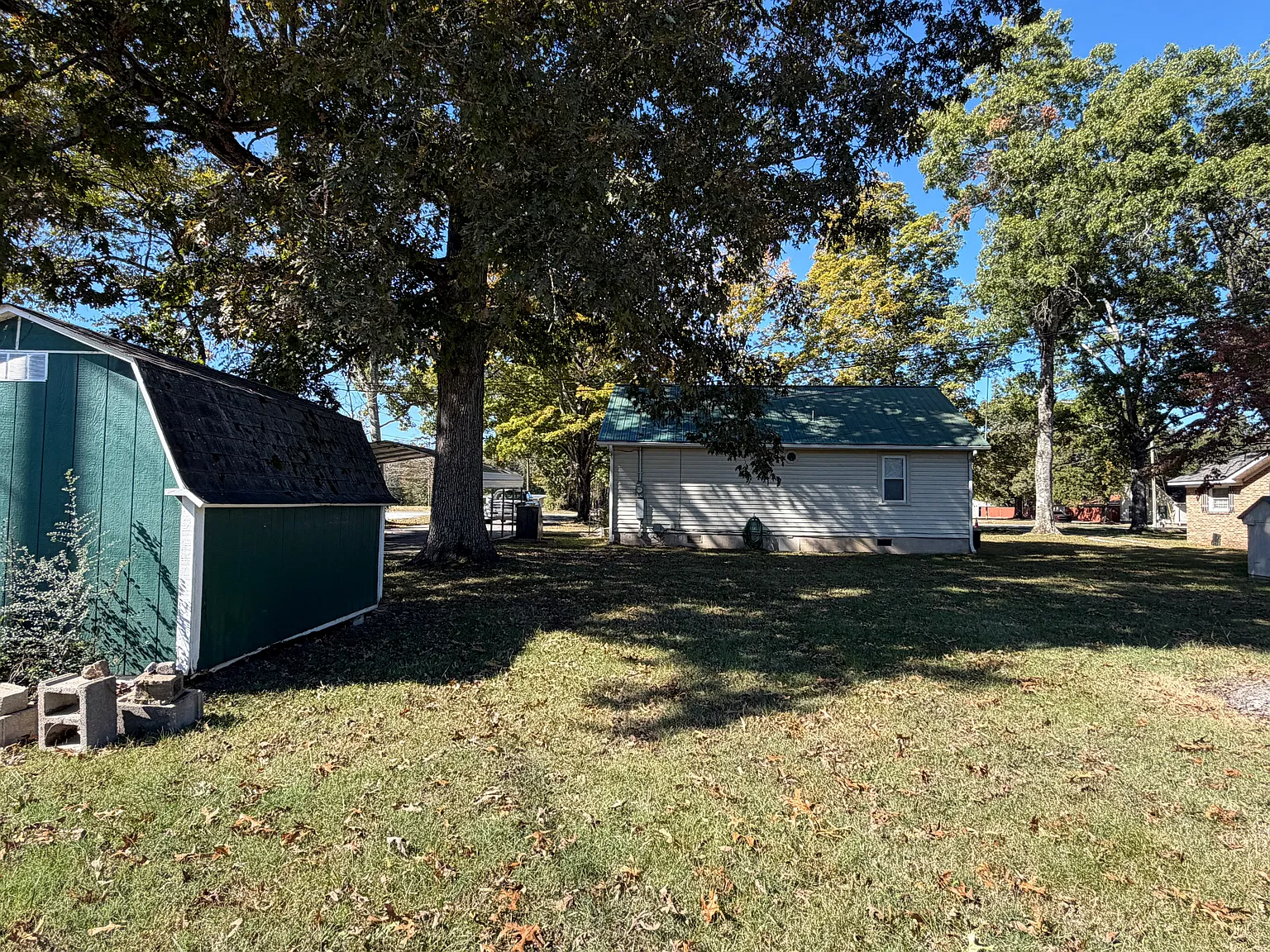 2 bed, 1000 sqft, $1,500 — Photo 4