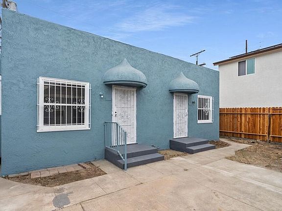 3rd image of 454 W 59th Pl #59456-12