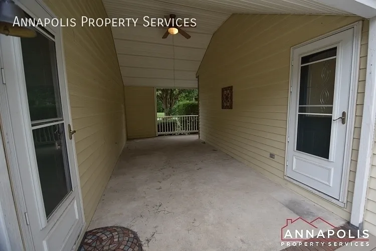 7809 Locust Wood Rd — Photo 34