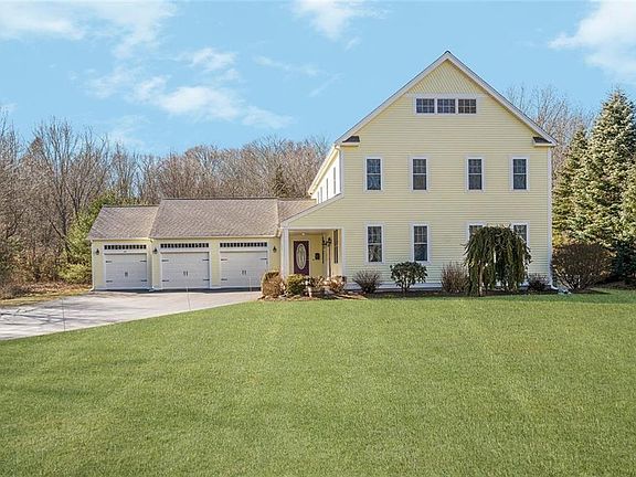 5th image of 82 Hillside Rd