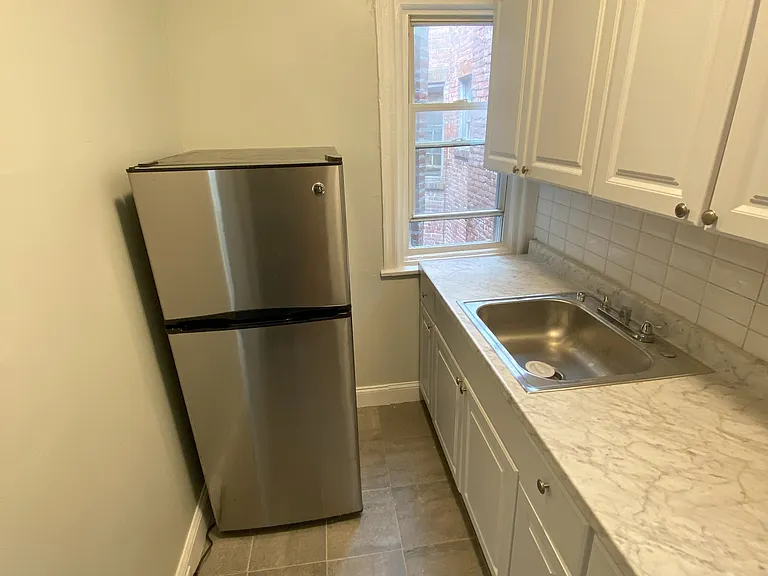 6124 Ludlow St — Photo 16