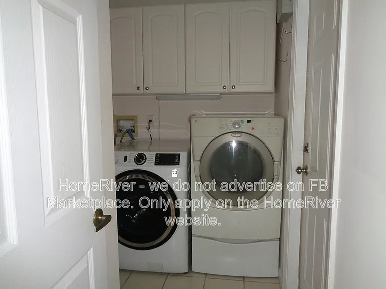 7512 Stirling Bridge Blvd N — Photo 25