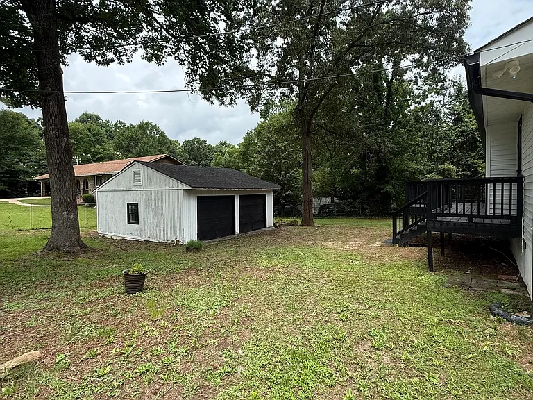 6379 Skyline Dr — Photo 2