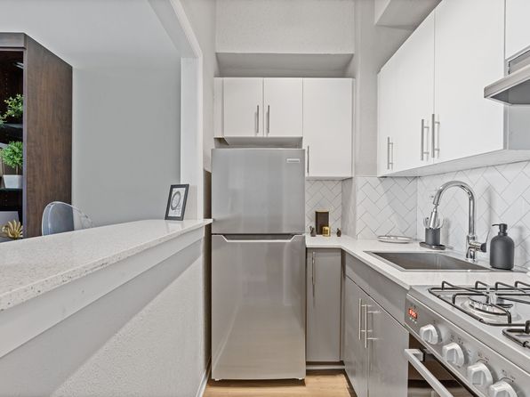 710 Peachtree St NE #1030