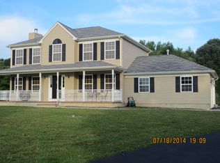 305 Fieldcrest Dr, New Egypt, NJ 08533