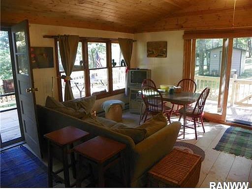 5th image of 8875 Cunningham Lane