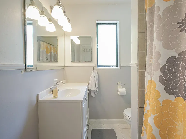 6811 Floyd Ave — Photo 13