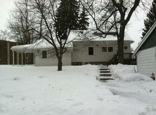 24 Twin Lake Blvd, Little Canada, MN 55127