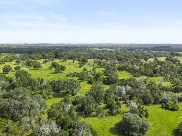 16204 Newberg Rd, Cat Spring, TX 78933