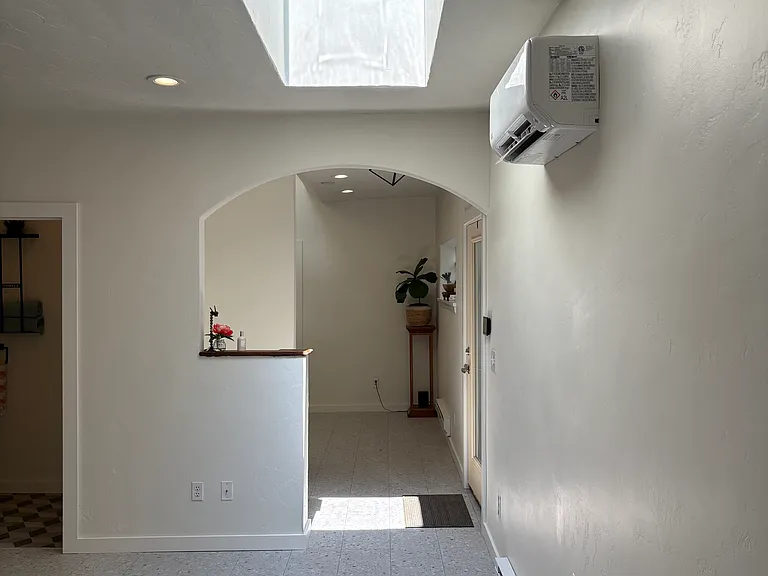 216 Main St #B — Photo 10
