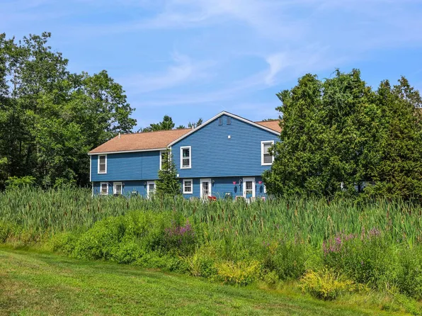69 Stonegate Lane, Derry, NH 03038