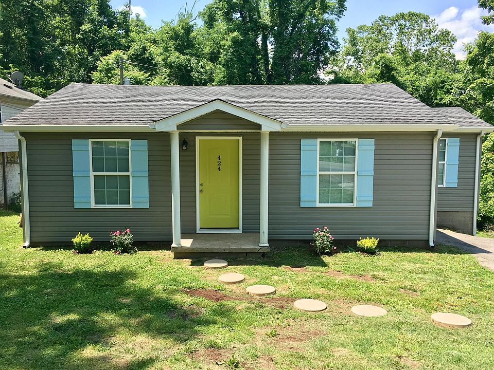 3 bd / 1 ba cottage