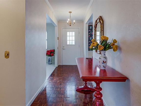 Separate entrance foyer to greet guests