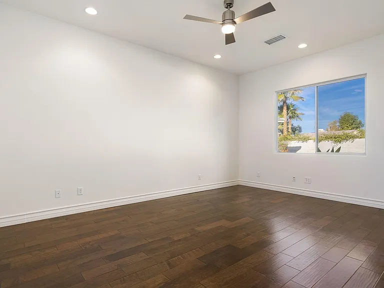 5 Chopin Ct — Photo 7