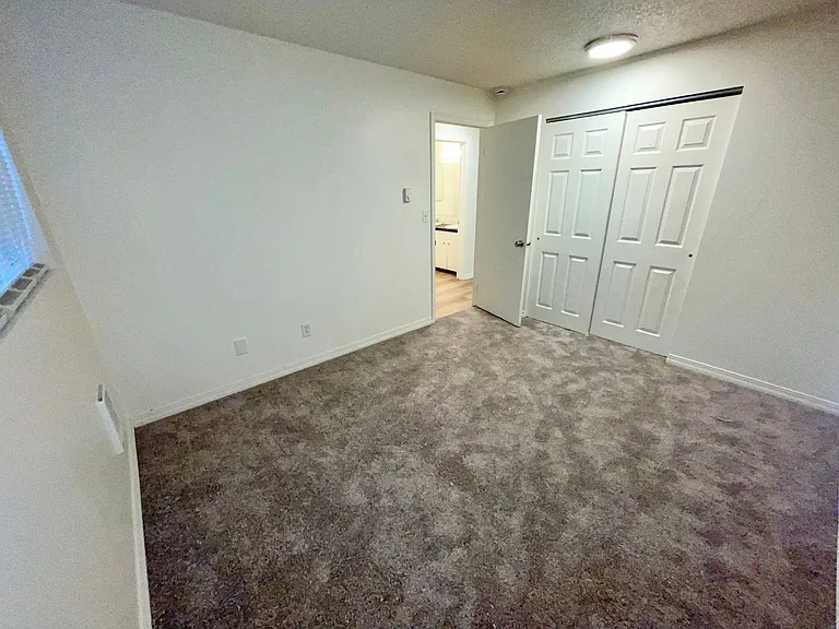 8909 E Liberty Ave — Photo 20