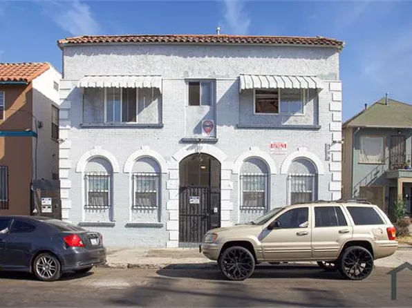 327 W 45th St, Los Angeles, CA 90037