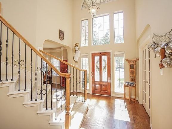 4th image of 3807 Rosewater Ct