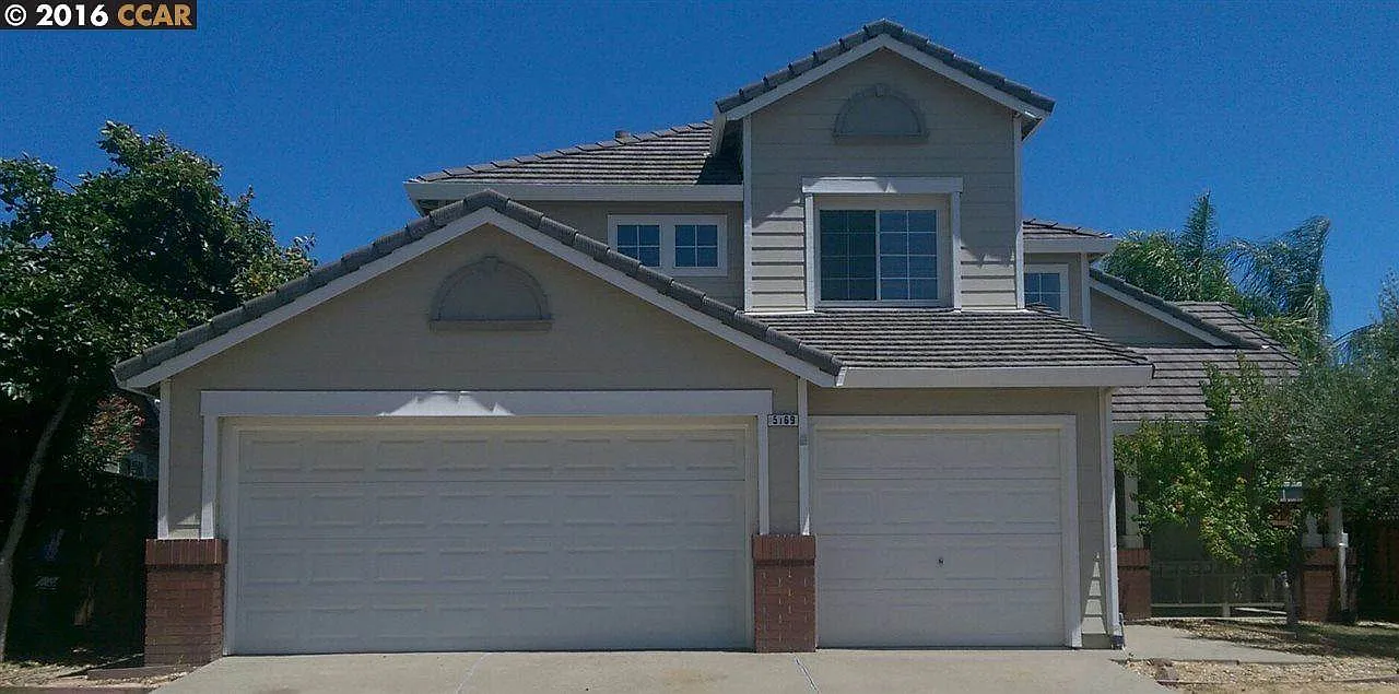 5169 Pioneer Way photo 1