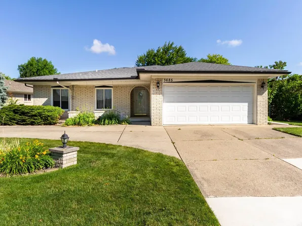 3685 Brandi Dr, Sterling Heights, MI 48310