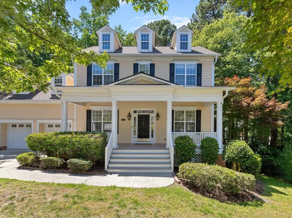 111 Sir Walker Ln, Cary, NC 27519
