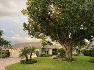 4880 Whispering Pine Way, Naples, FL 34103