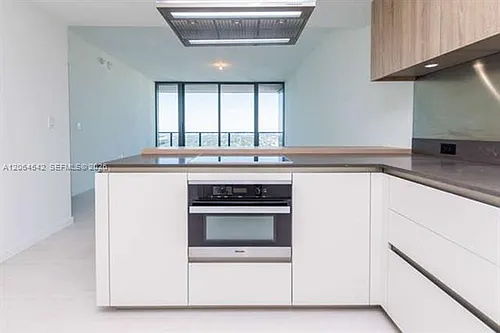 1000 Brickell Plz #CU-4104 Photo 1 1000 Brickell Plz #CU-4104 Photo 1