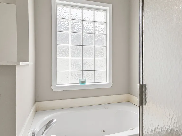 4500 Heatherbrook Blvd — Photo 10
