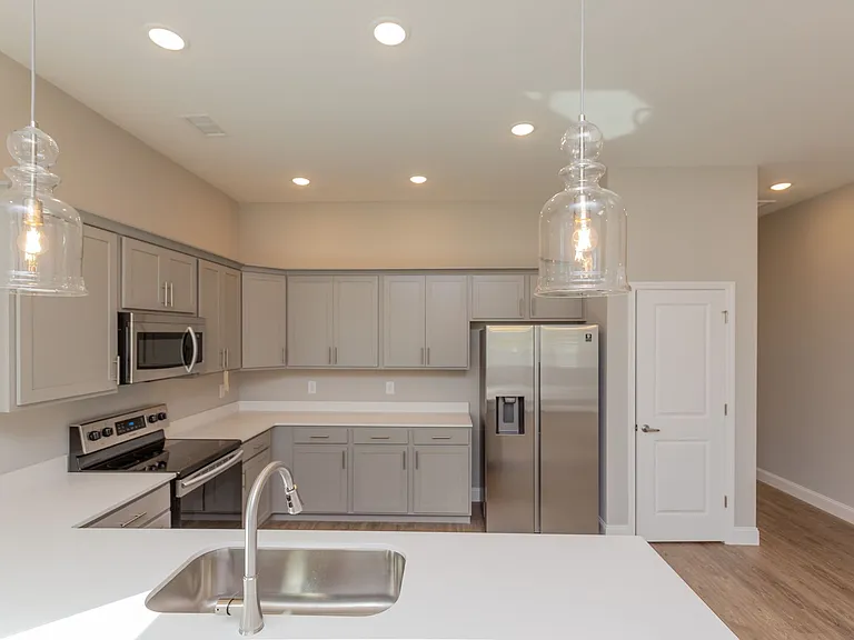 4731 Stunner Ln — Photo 4