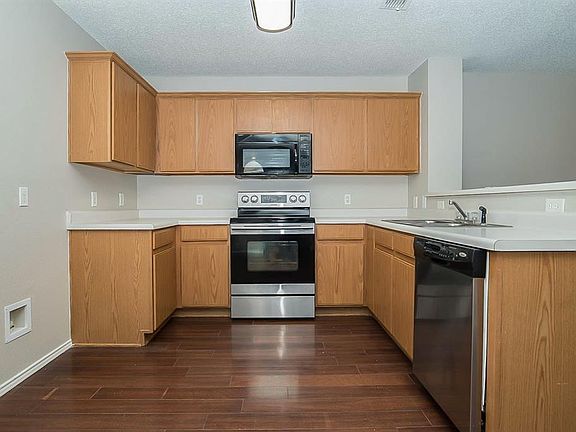 2nd image of 7000 Glenshire Dr