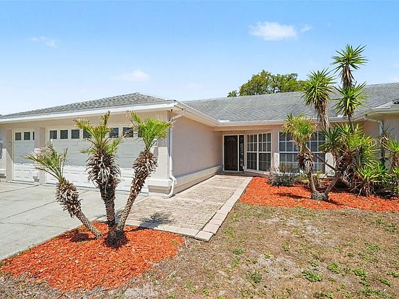 3rd image of 9389 Fox Hollow Ln