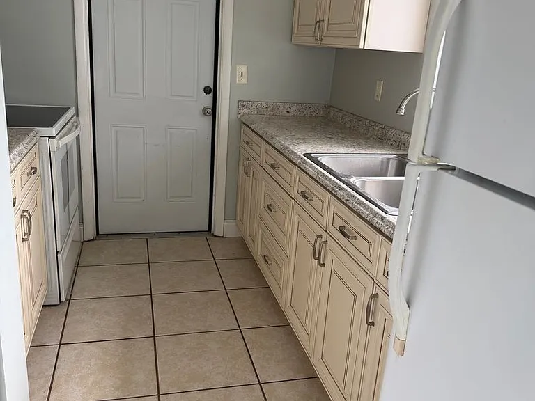 2309 Idaho Rd — Photo 22