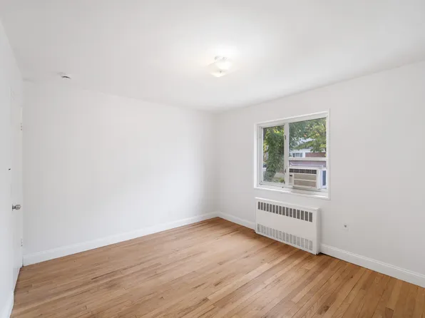 221-26 Manor Road image 14 of 19