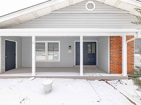 4th image of 2610 Dresden Dr