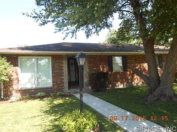 2nd image of 2943 Fehling Rd