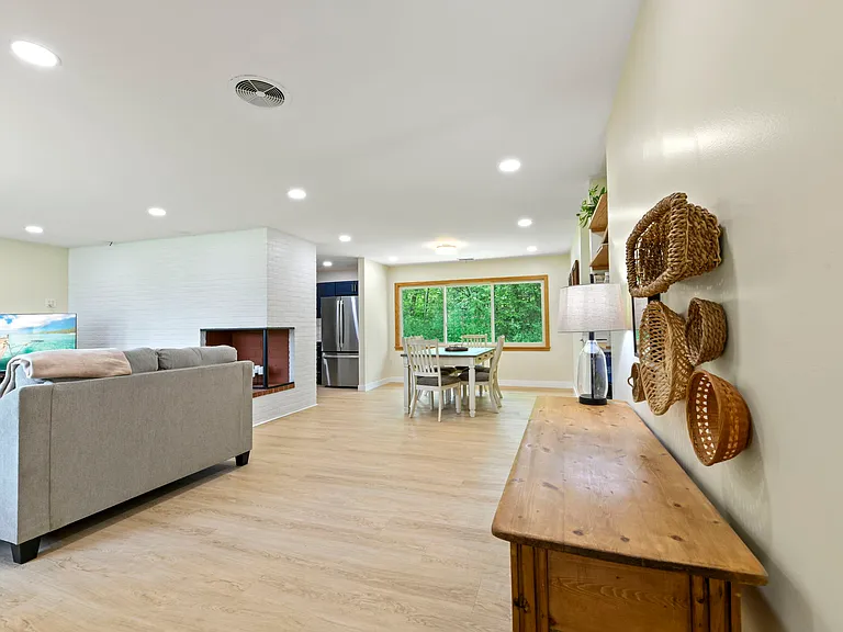 719 Hanshaw Rd #2 — Photo 2