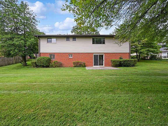 2nd image of 8 Kerwood Ct