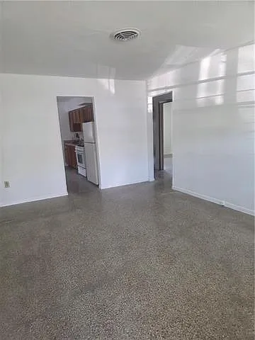 1333 Flanders St — Photo 2