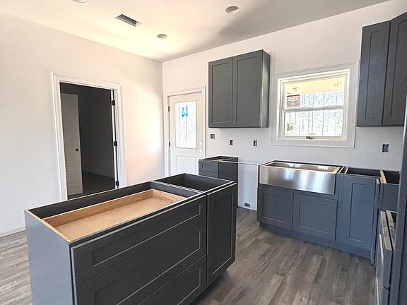 5th image of 2687 Bouie Rd